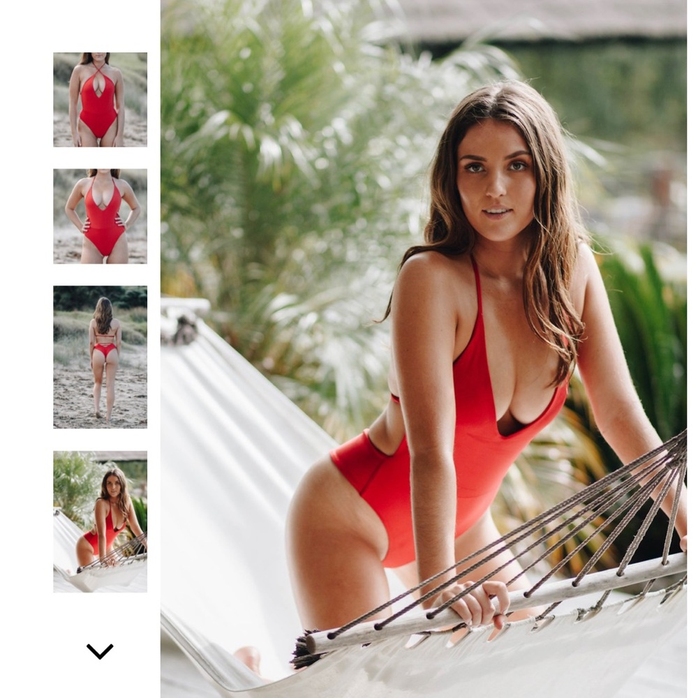 Red one piece bikini - Picture 3 of 7